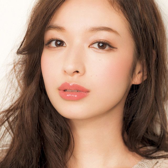 duyên dáng cùng son mô